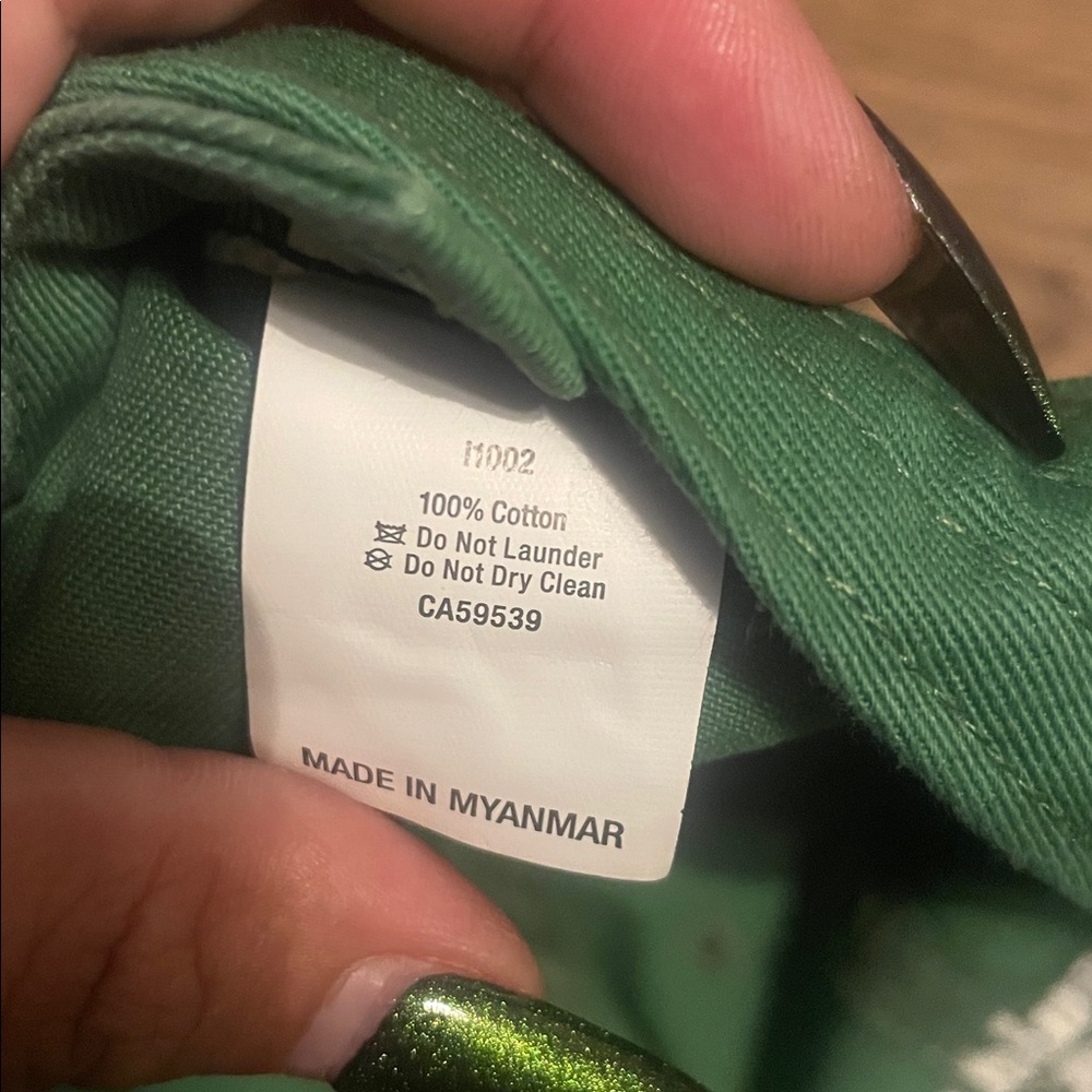 Green work on my self baseball cap - Picture 3 of 3